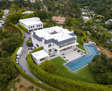 Jennifer Lopez and Ben Affleck Finally Find a Home in Beverly Hills ...